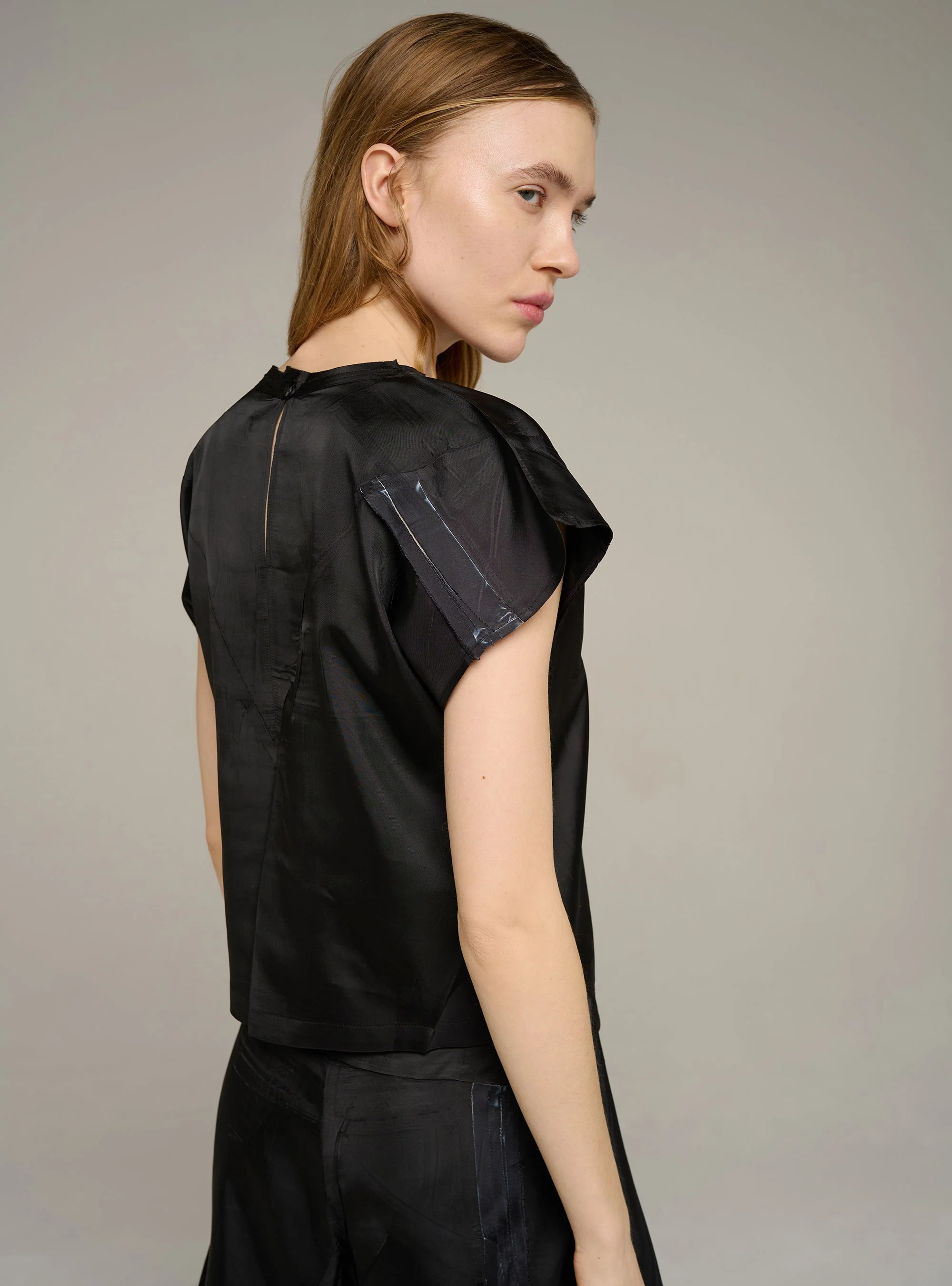 Blouse droite sans manches imprimée - Image 4