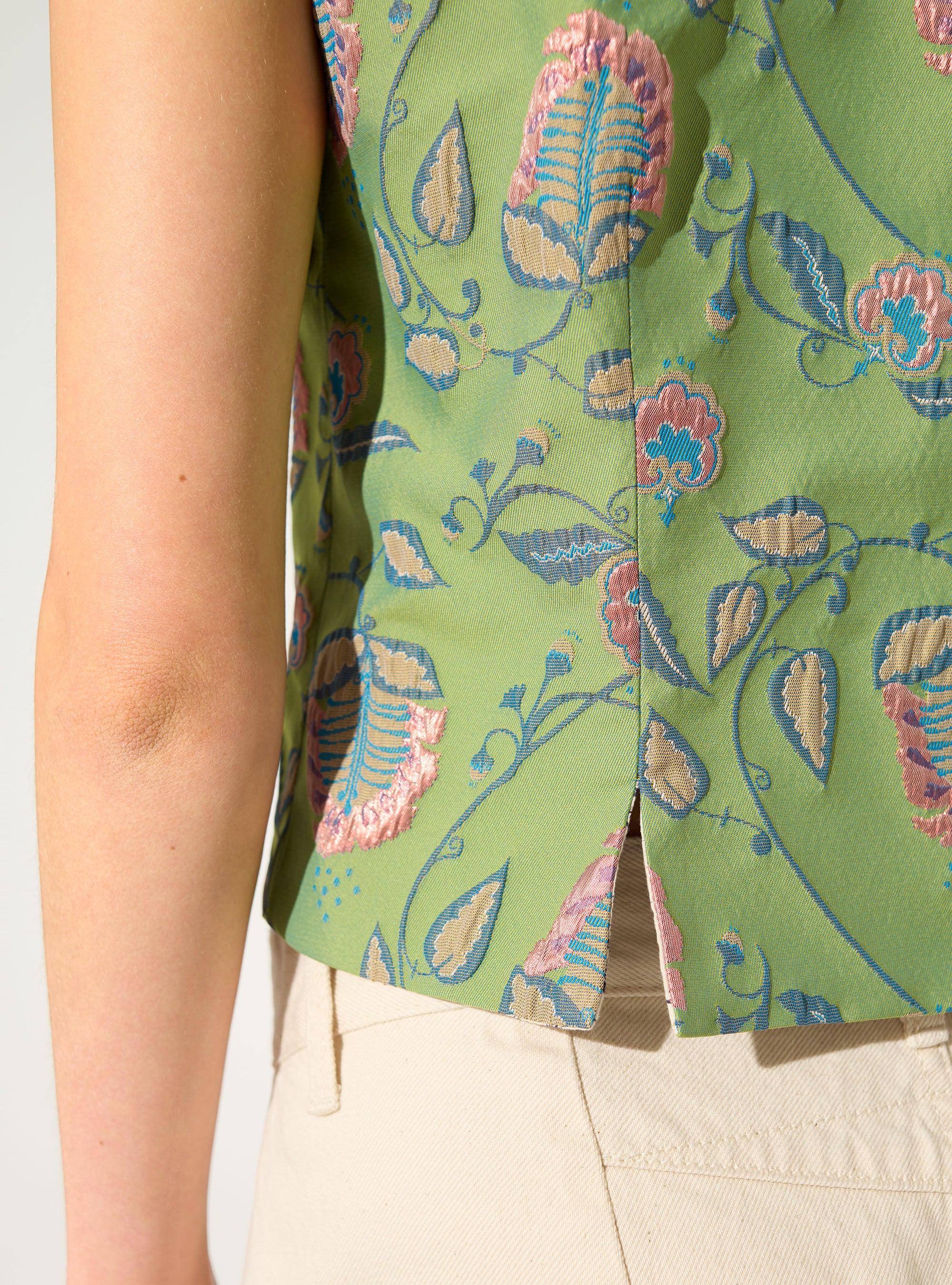 Gilet ajusté en jacquard vert - Image 4