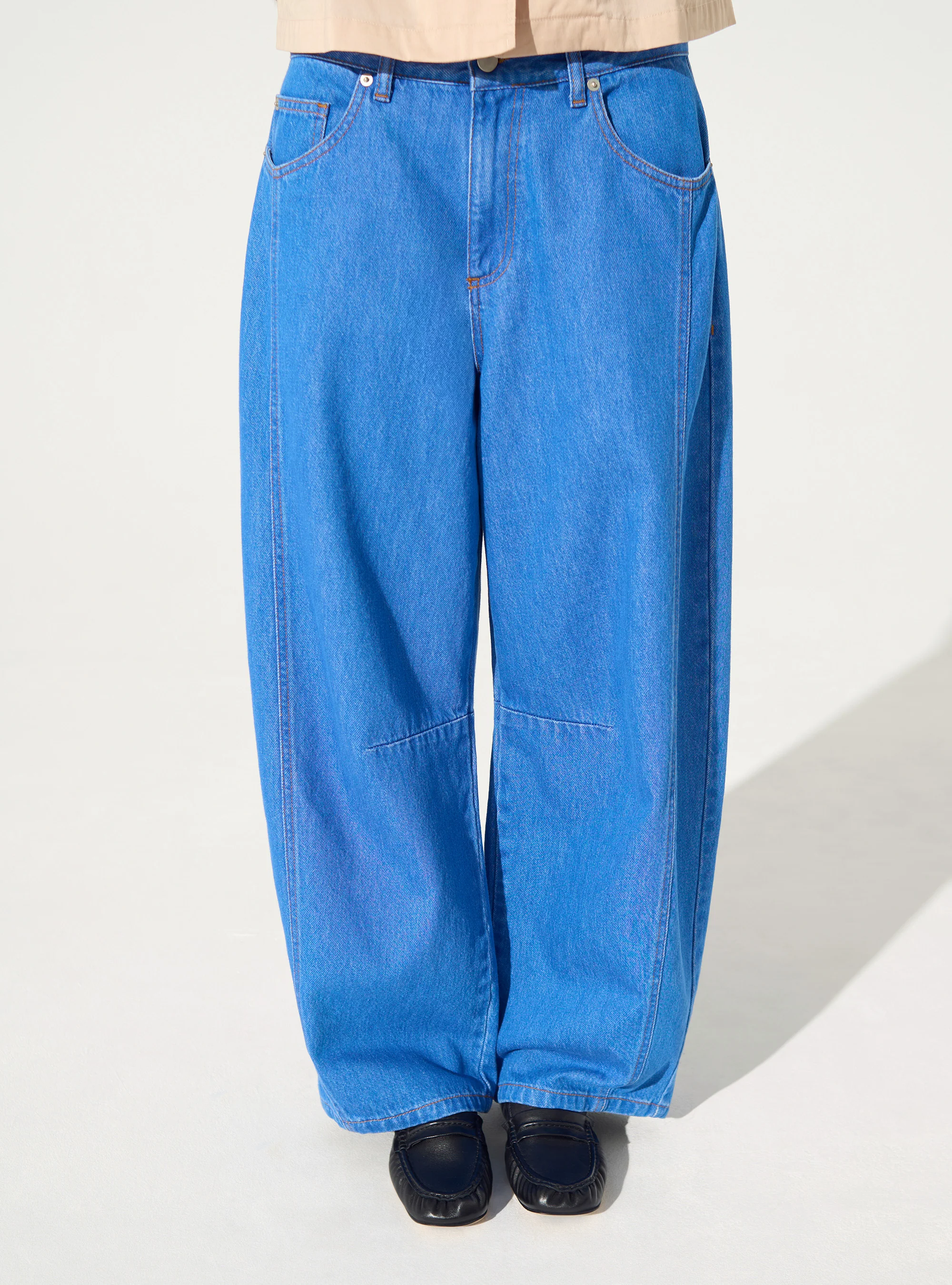 Jean barrel en coton bleu - Image 3