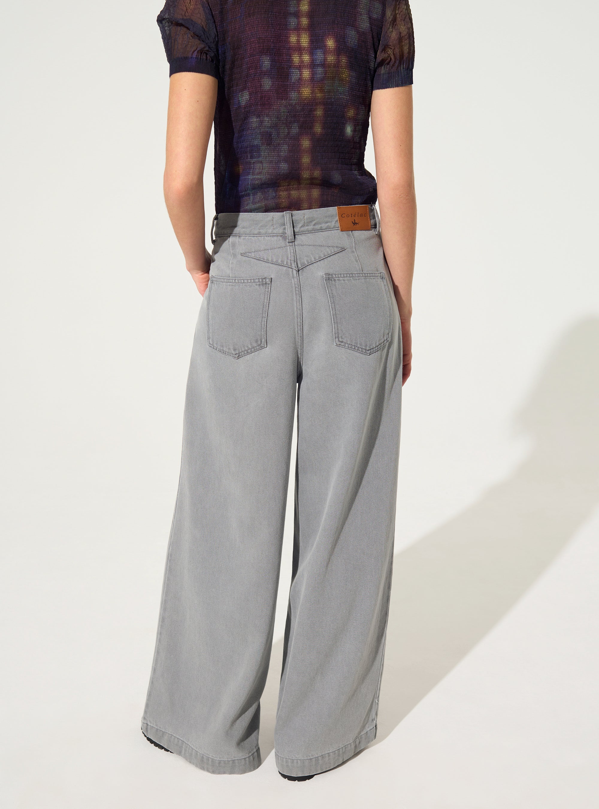 Jean en lyocell et coton gris - Image 3