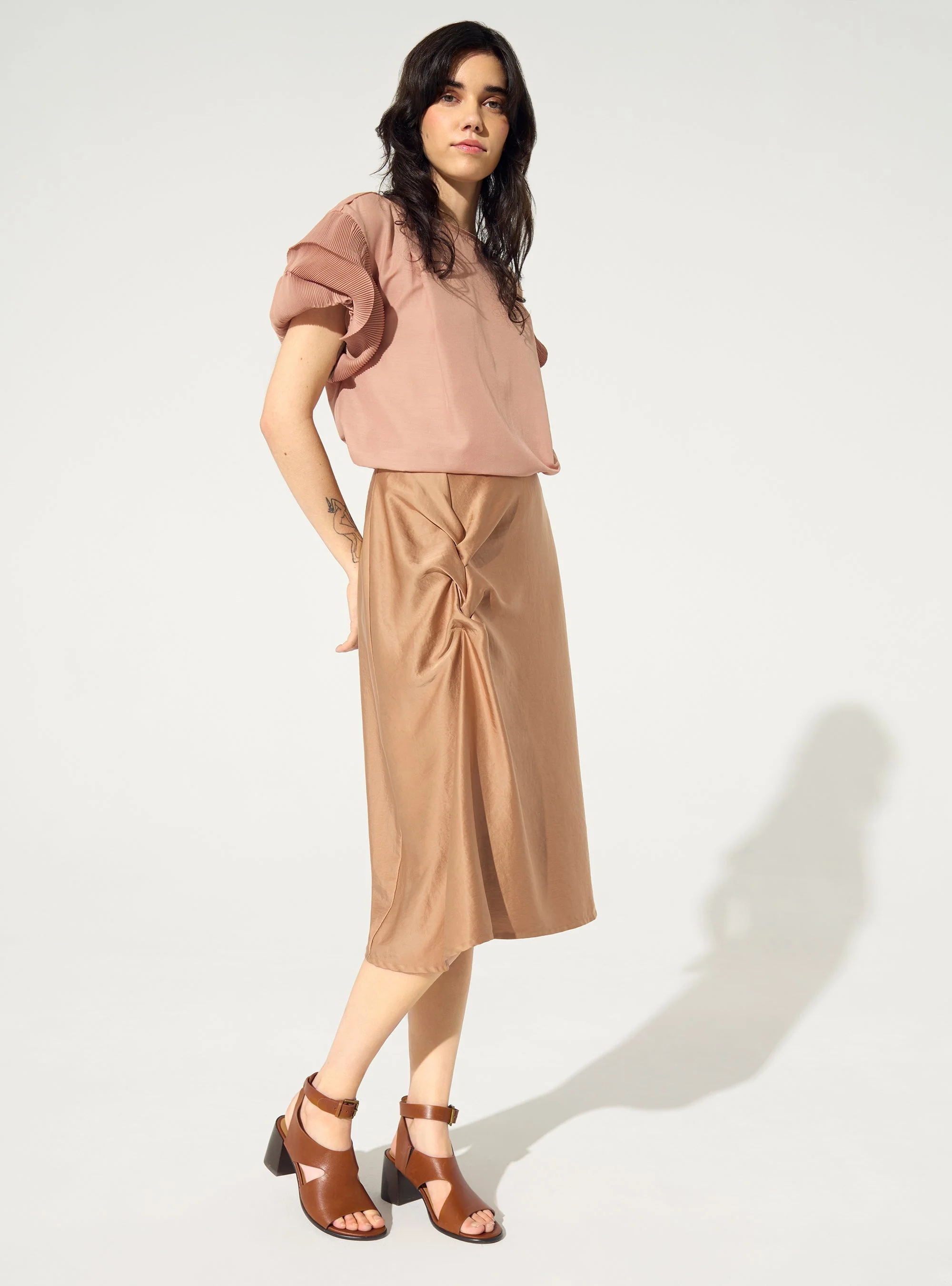 Jupe en satin rose