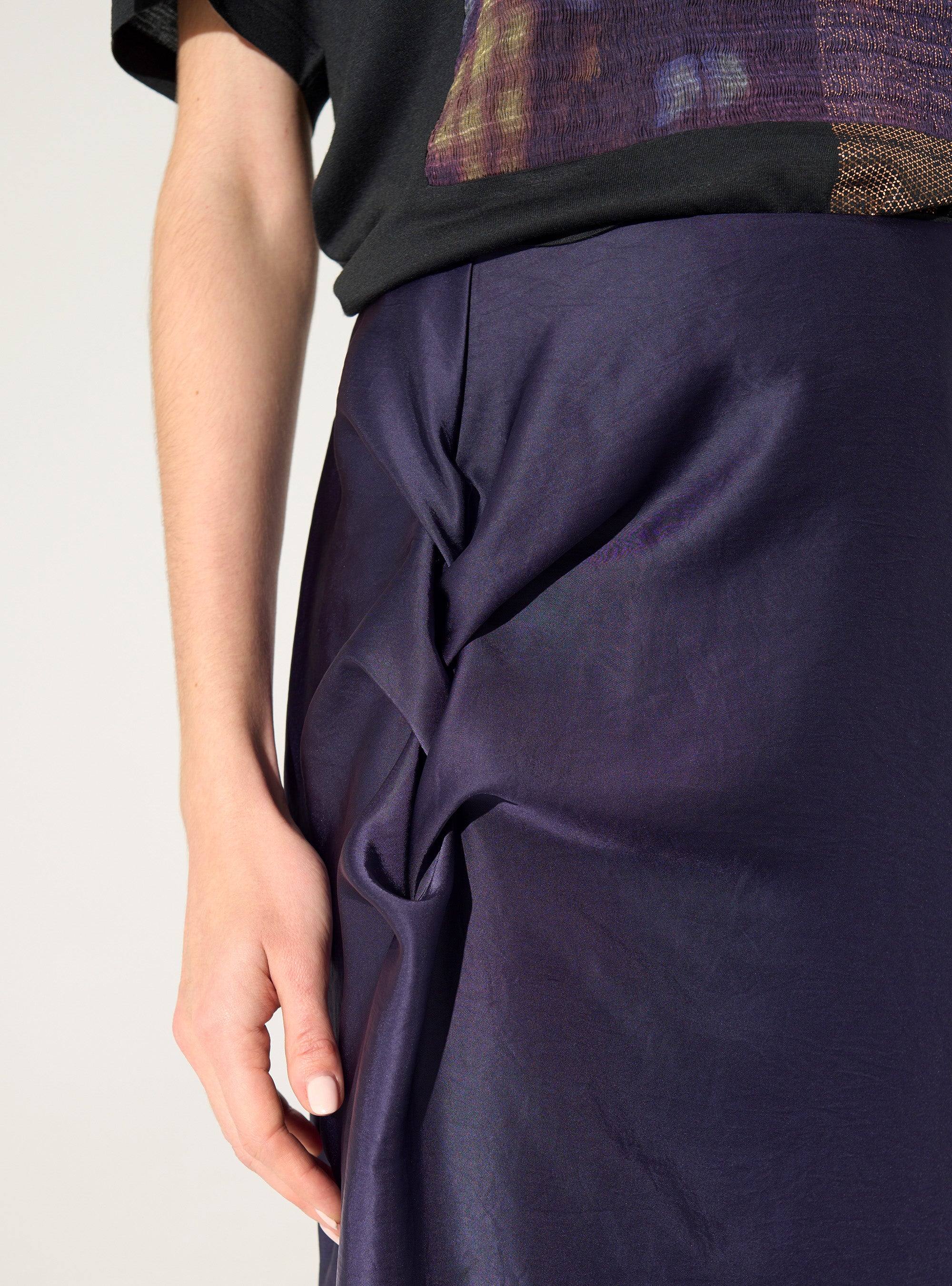 Jupe en satin violet - Image 3