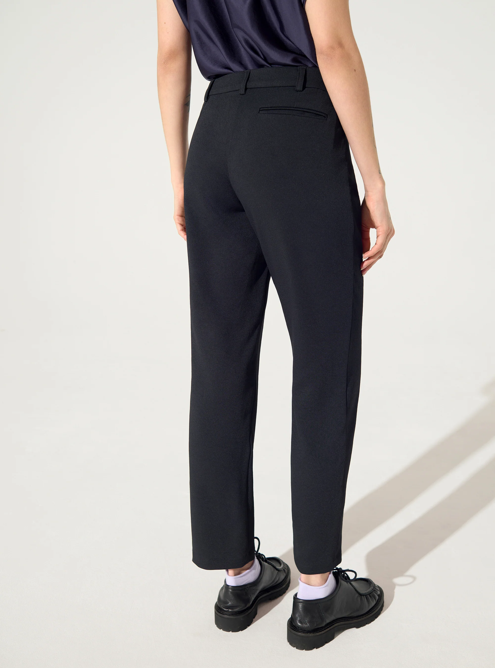 Pantalon droit noir - Image 4