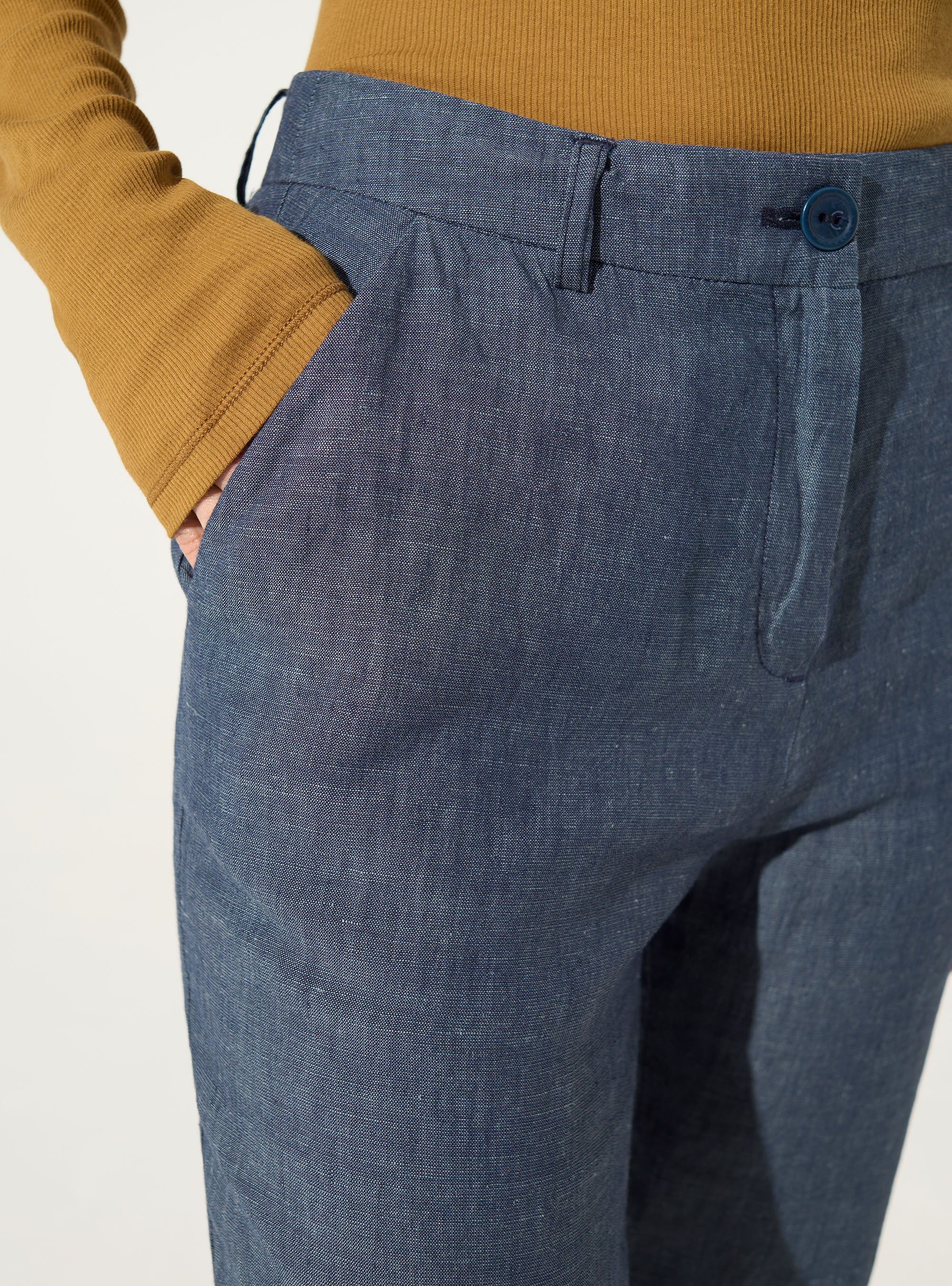 Pantalon droit en lin et coton bleu - Image 3