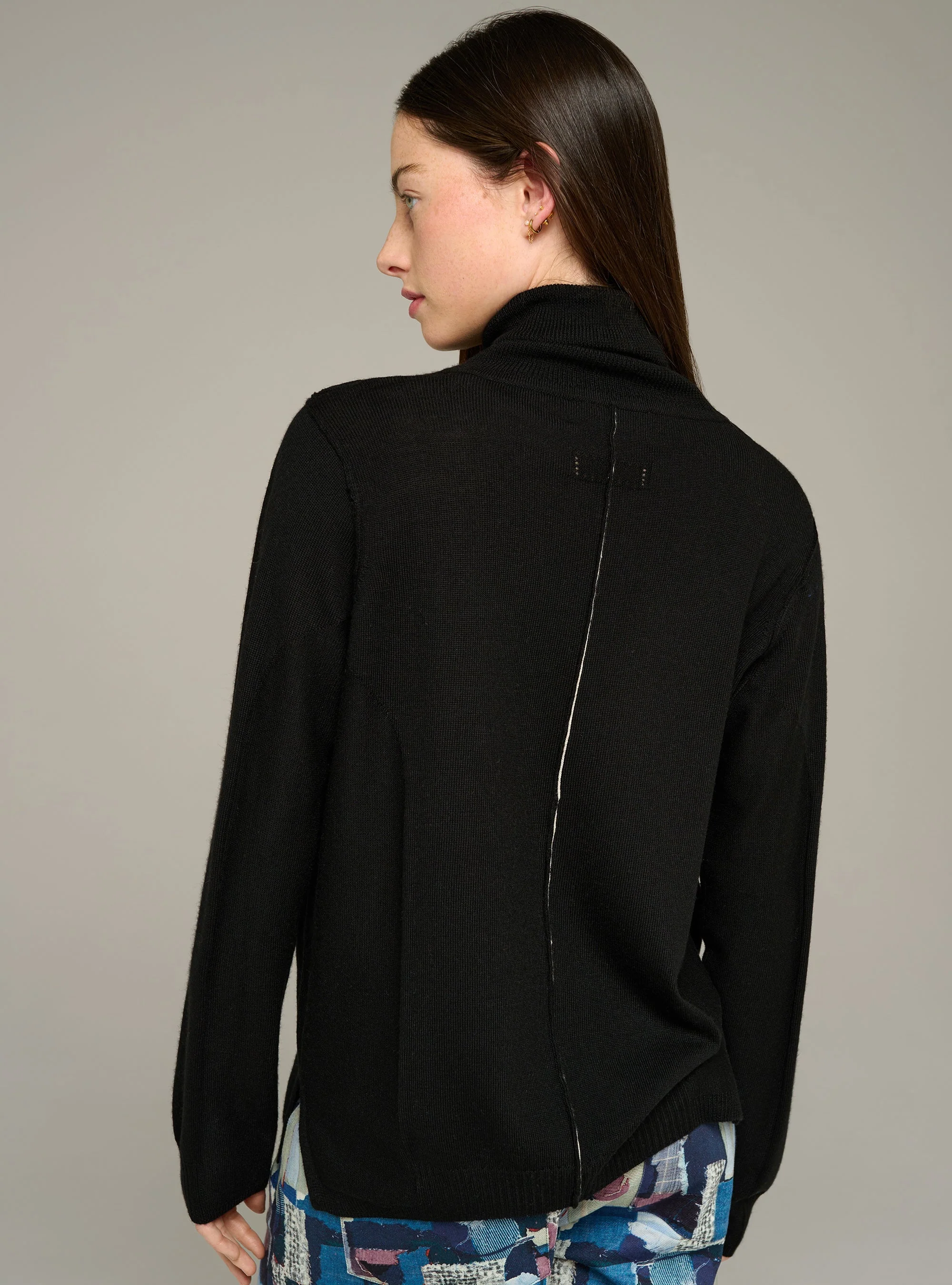 Pull col roulé maille fine en laine - Image 4