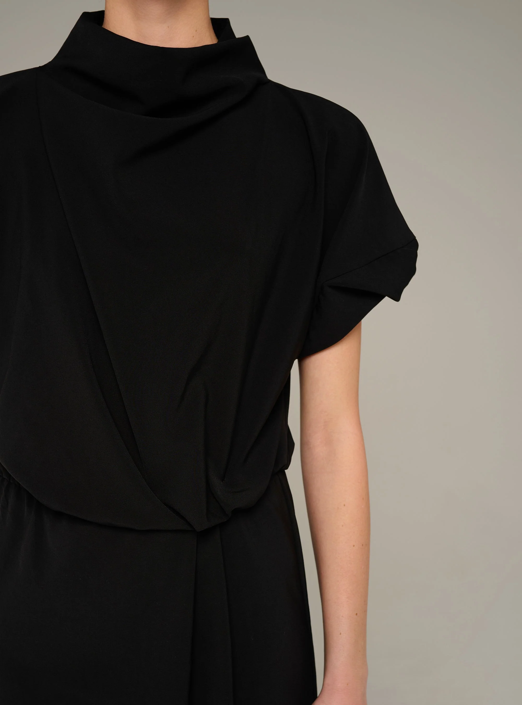 Robe droite midi manches courtes - Image 3