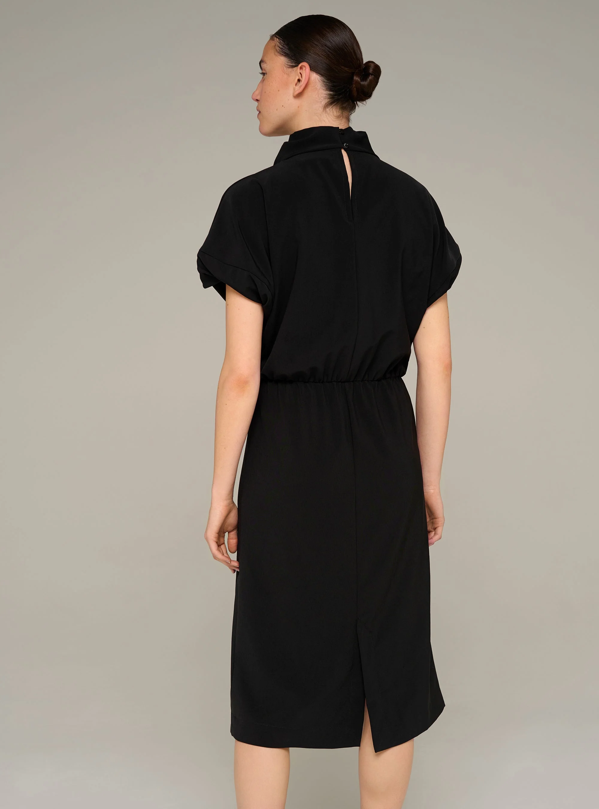 Robe droite midi manches courtes - Image 4