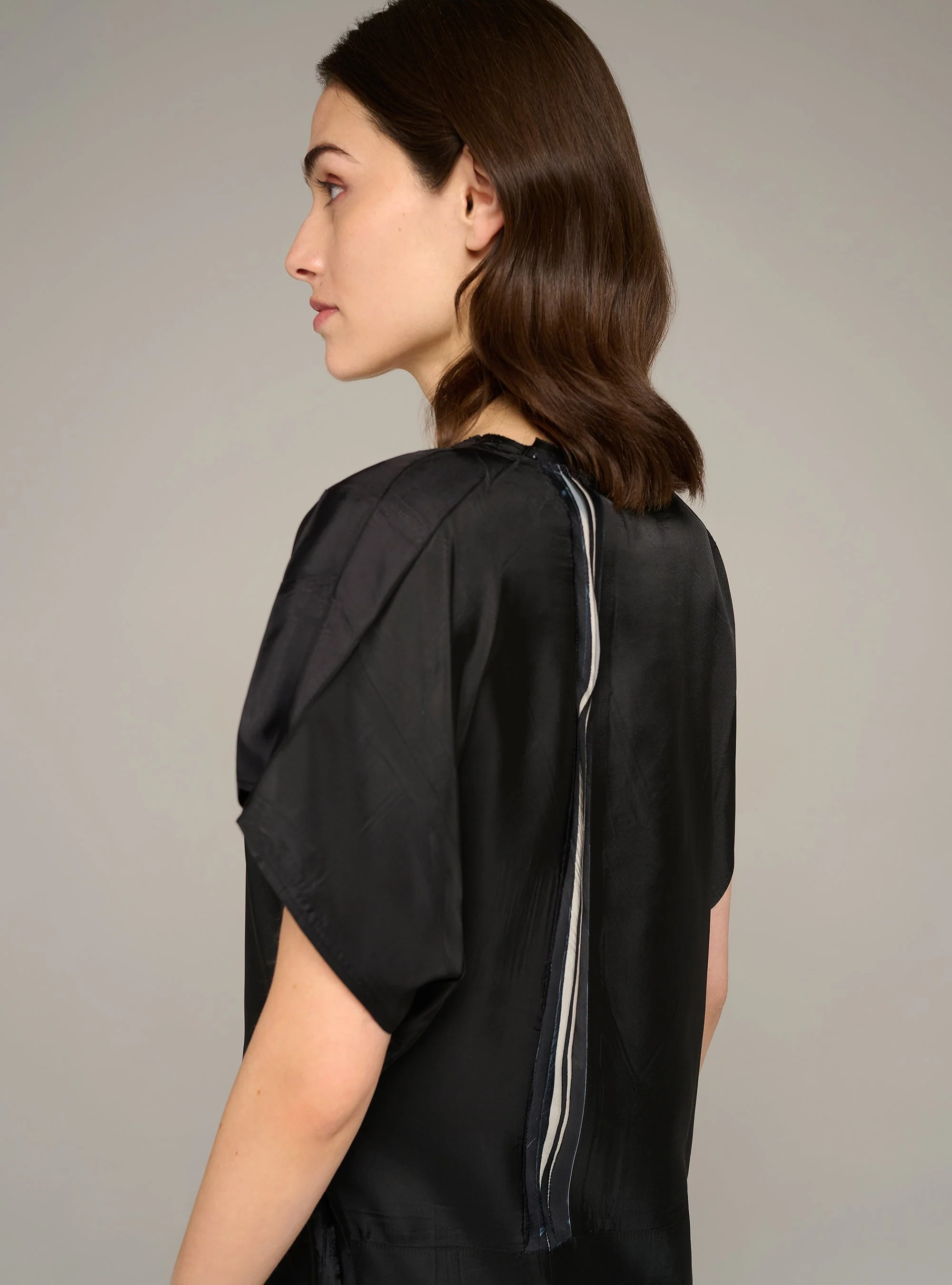 Robe longue col V manches courtes - Image 5