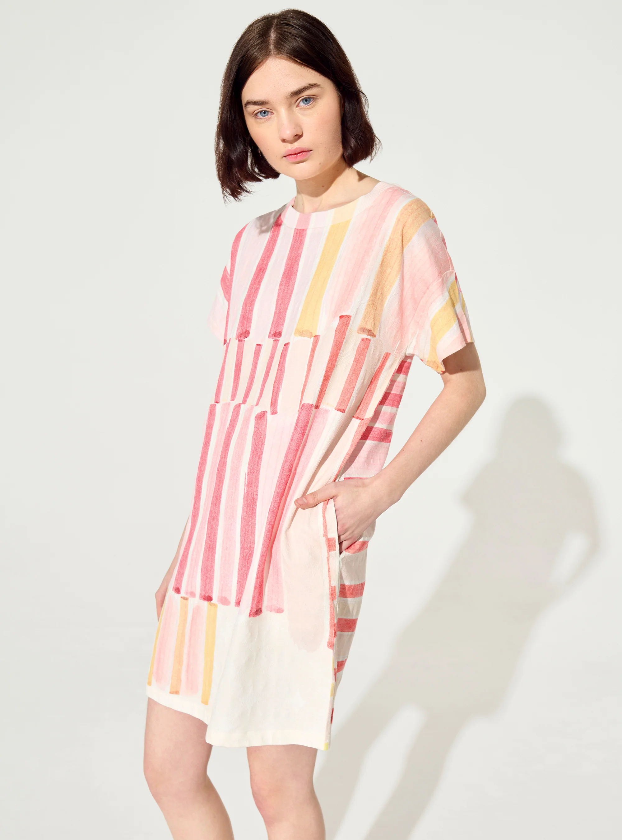 Robe t-shirt imprimée rouge - Image 3