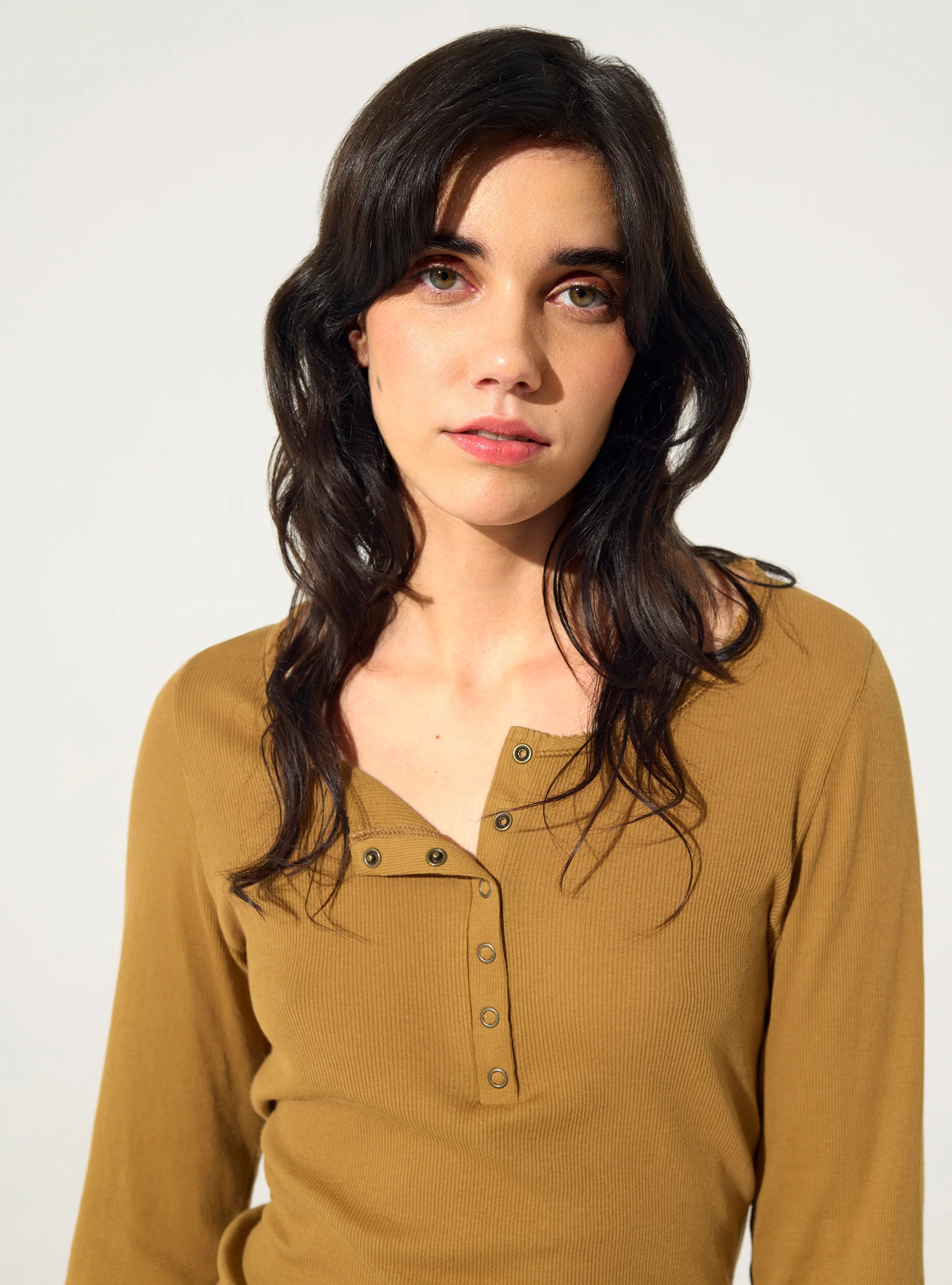 T-shirt en coton biologique marron - Image 2