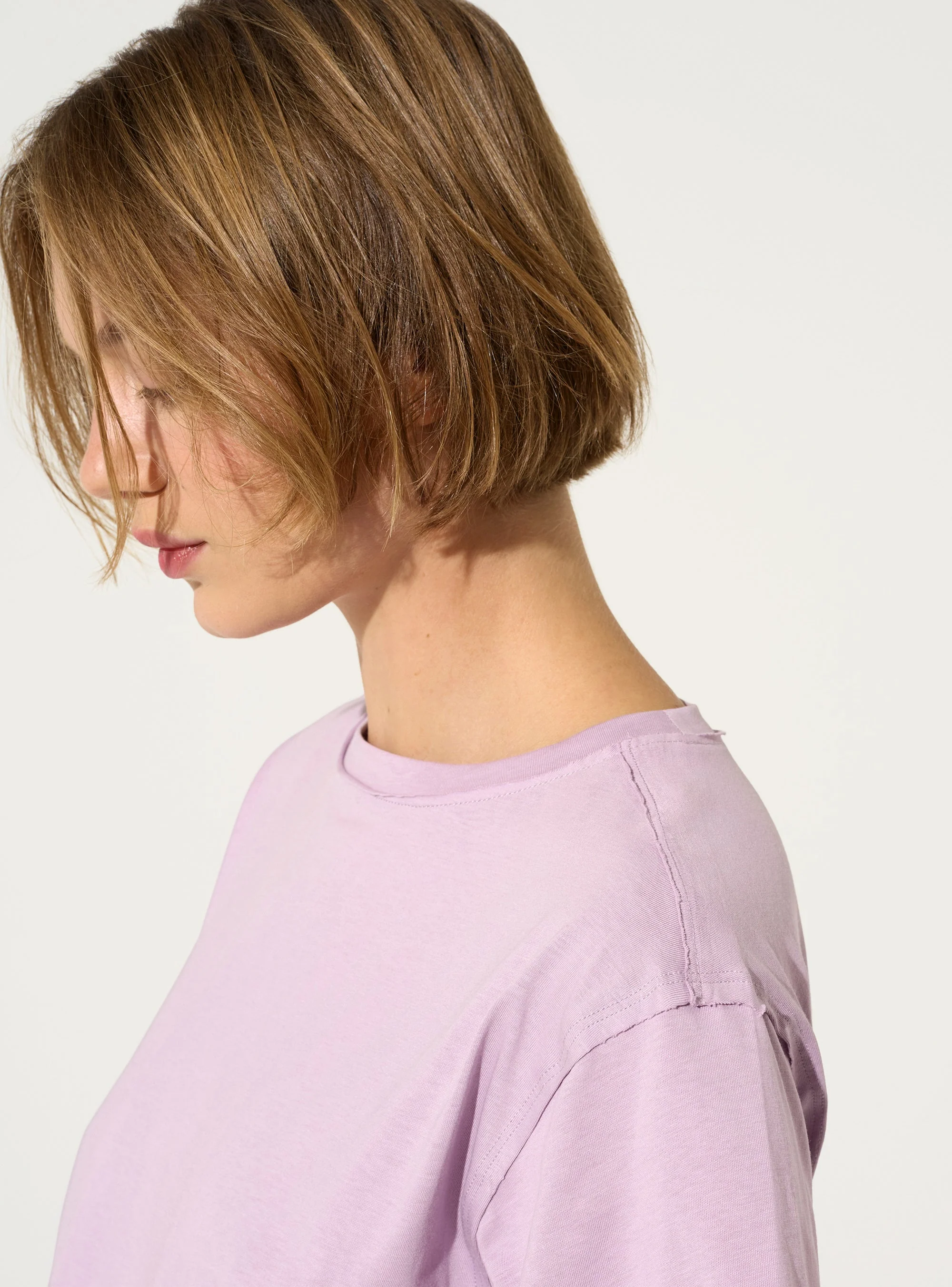 T-shirt en coton biologique violet - Image 2