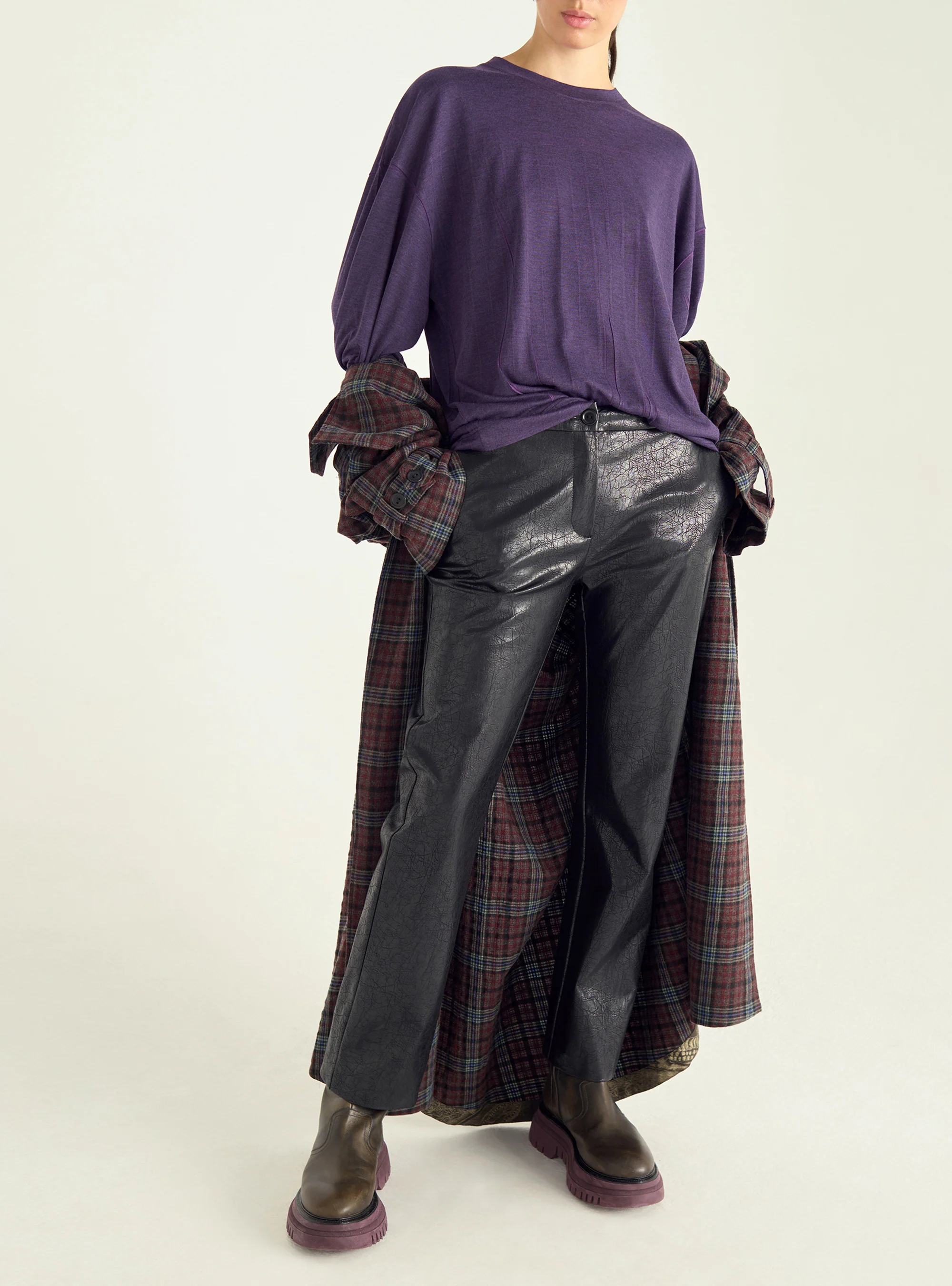 T-shirt oversize plissé violet - Image 2