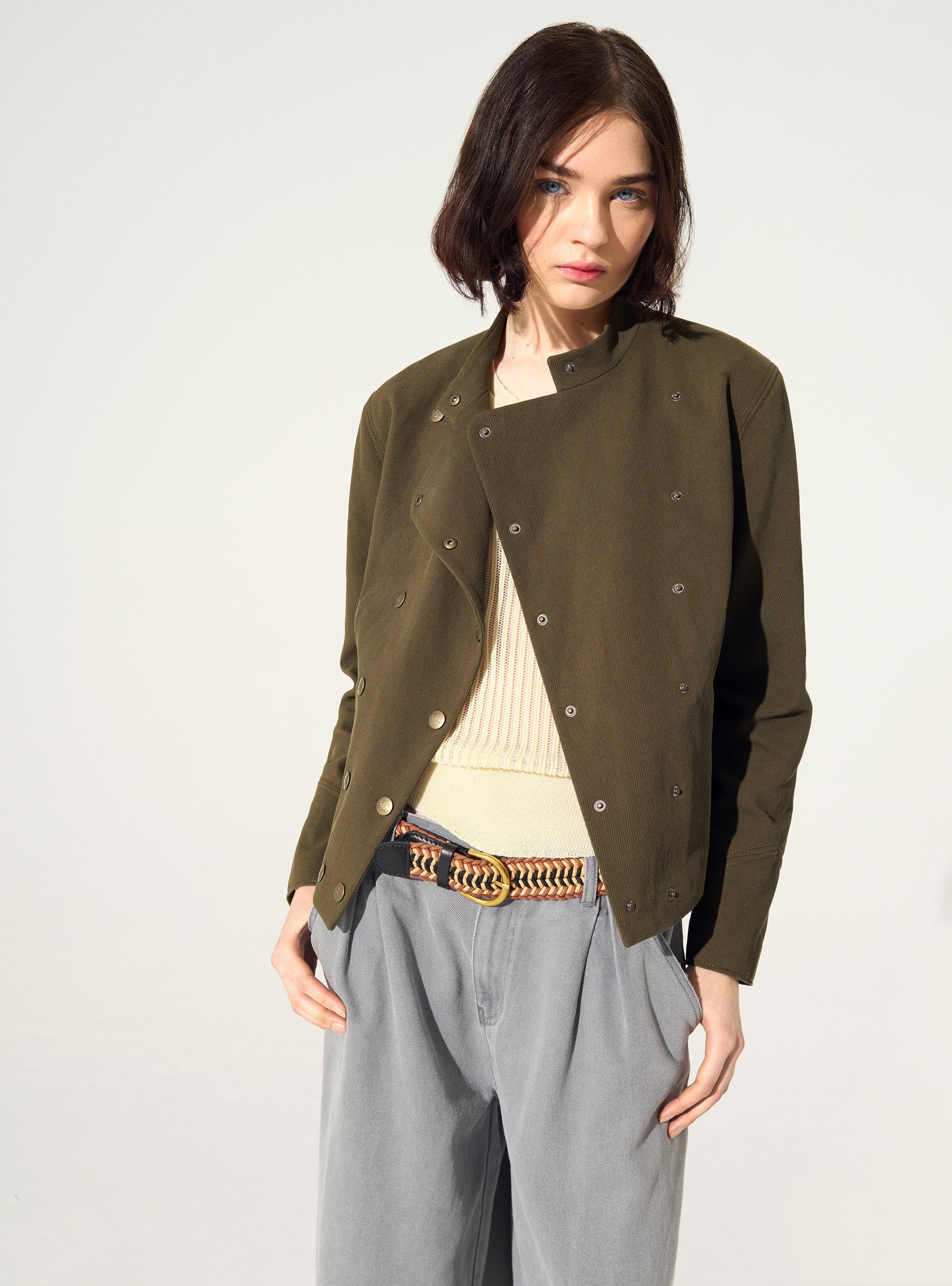 Veste ajustée style officier en coton et lin vert - Image 2